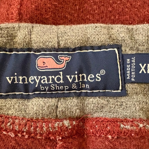 Vineyard Vines Men's Maroon Jogger Pants - Picture 4 of 4